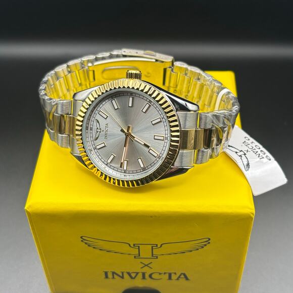 Invicta 69010 Mens Two-Tone Stainless Steel Watch Silver Dial NIBWT - Picture 5 of 17